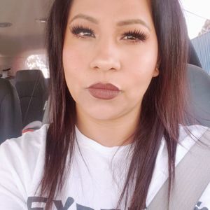 Meet your Posher, Yanira